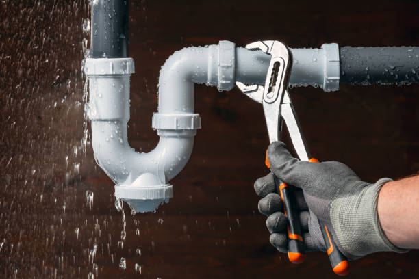 Professional Drain Cleaning technician working in Woodbridge, NJ